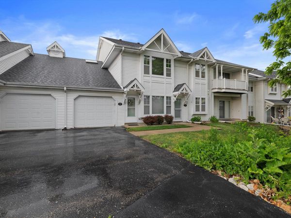 3120 Wood Rd, Unit 13F, Mount Pleasant, WI 53406