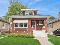 1018 S 10th Avenue, Maywood, IL 60153 primary photo