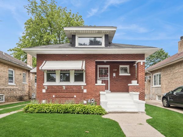1018 S 10th Avenue , Maywood, IL 60153