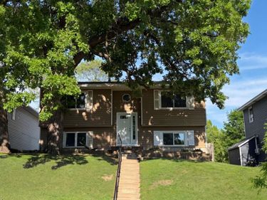 546 Hazel Street N, Saint Paul, MN 55119