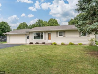 904 Mayvis Boulevard, Mankato, MN 56001