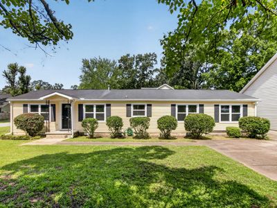 8805 Antler Drive, North Charleston, SC 29406