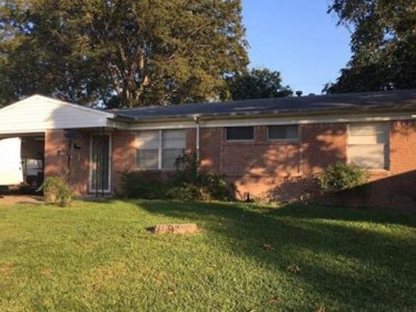 3064 Clover Drive, Mesquite, TX 75150
