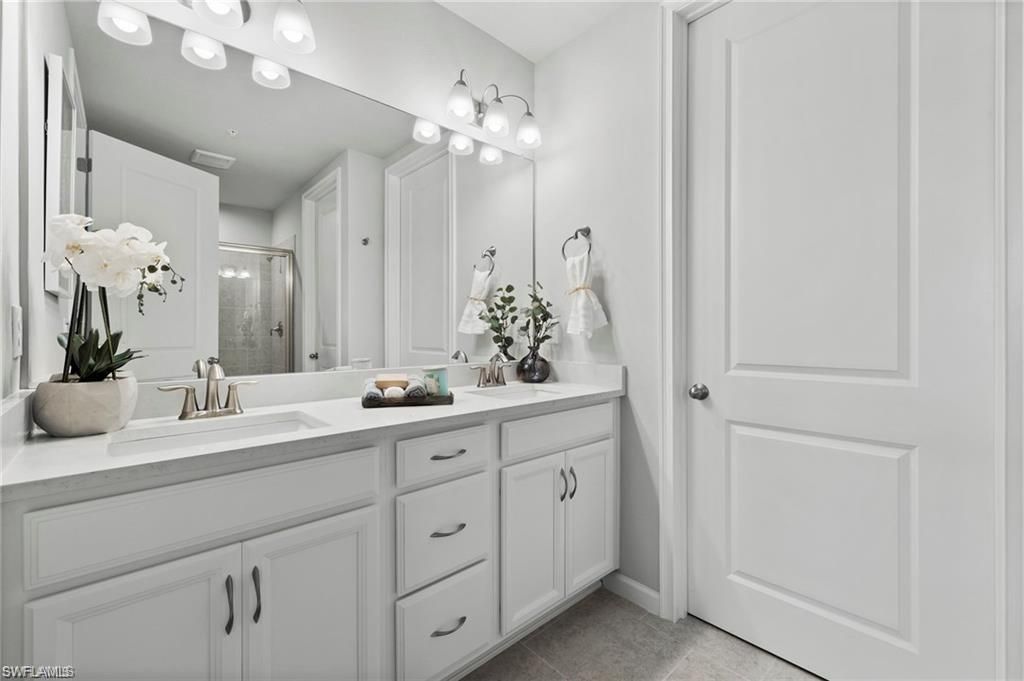 4676 Arboretum Cir, Unit 102, Naples, FL 34114 Photo