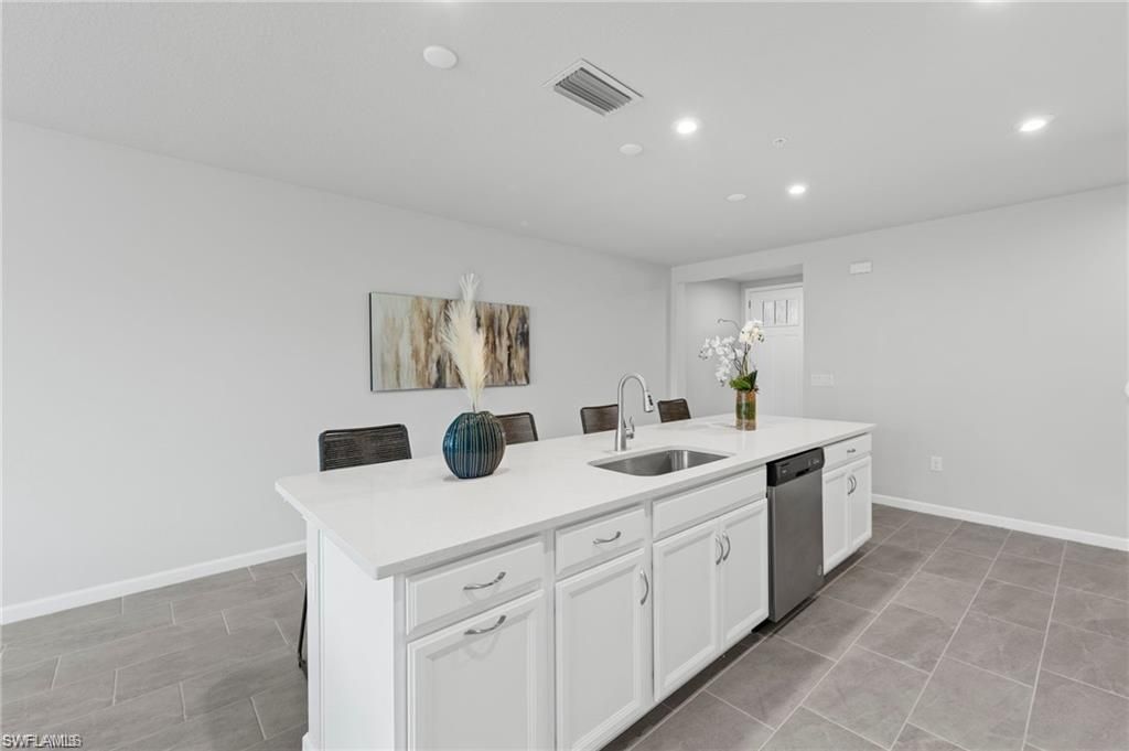 4676 Arboretum Cir, Unit 102, Naples, FL 34114 Photo