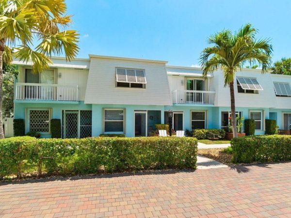 842 SE 19th Avenue, Unit 103, Deerfield Beach, FL 33441