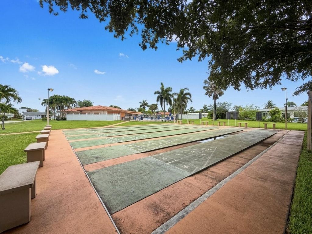 4400 NW 44th Terrace, Tamarac, FL 33319 Photo