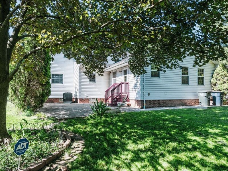 5018 Hartley Drive, Lyndhurst, OH 44124 Photo 33