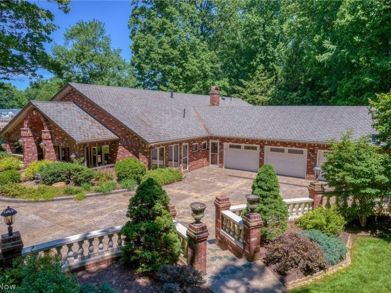 7035 Quarry Road , Amherst, OH 44001 Photo 3