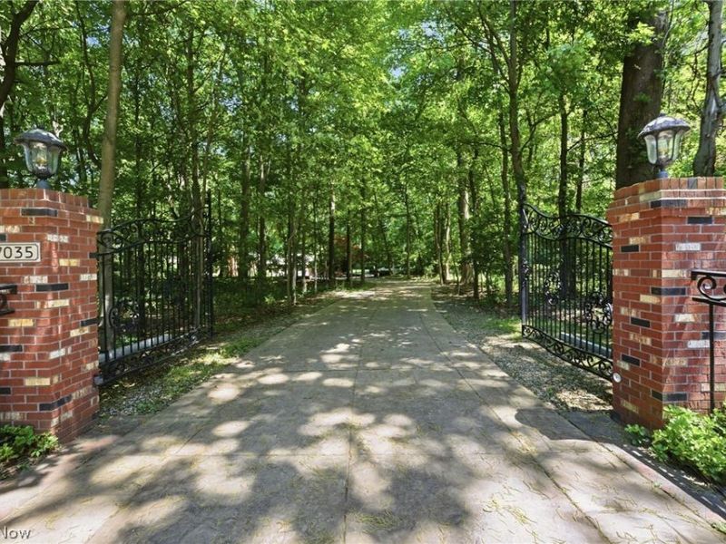 7035 Quarry Road , Amherst, OH 44001 Photo 50
