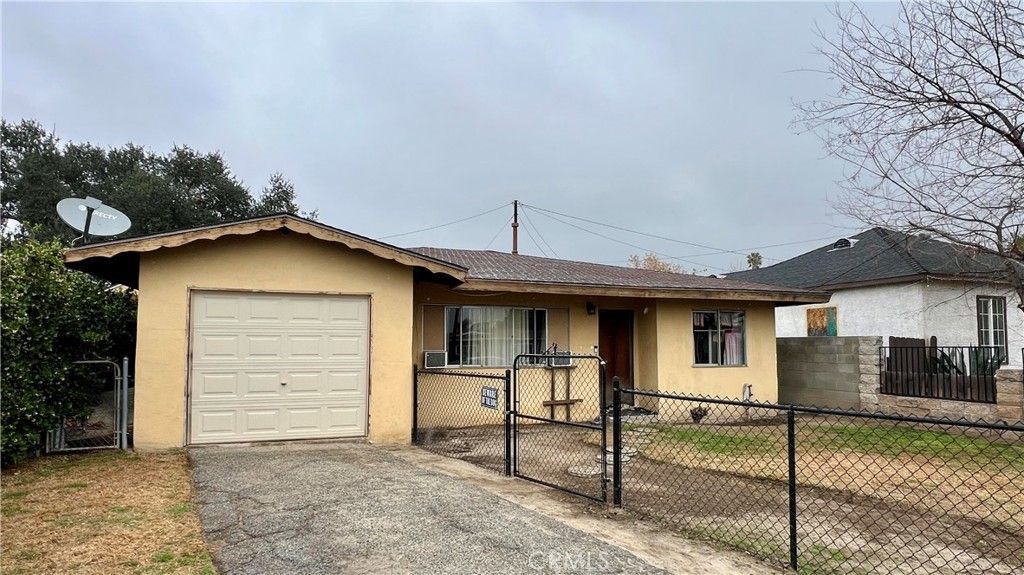 1480 W 15th Street, San Bernardino, CA 92411 Main Photo