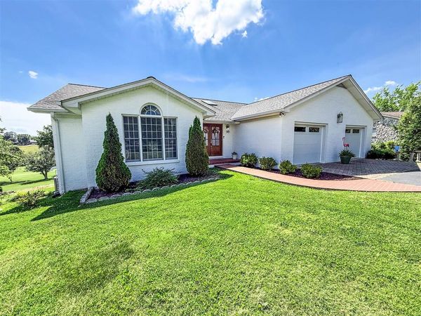 141 Fairway Place , Glasgow, KY 42141