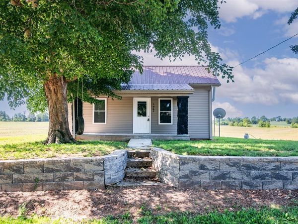 3963 Old Lexington Road , Cave City, KY 42127