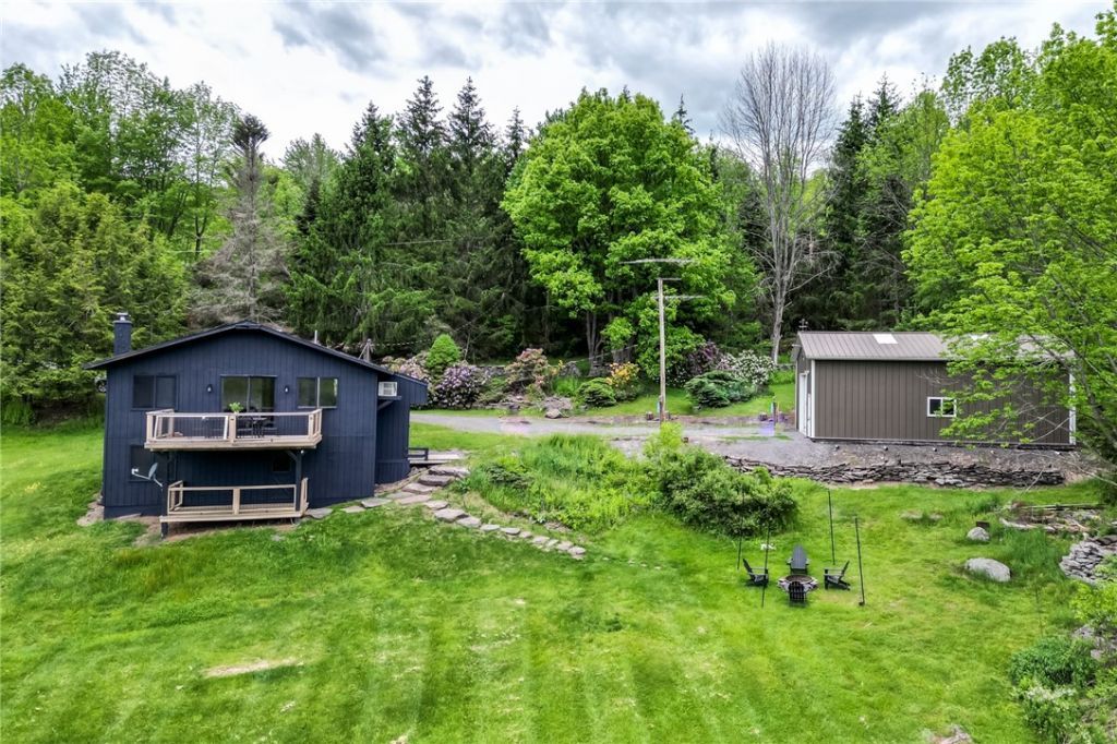 222 Upper Gorge View Lane, Roxbury, NY 12474 Main Photo