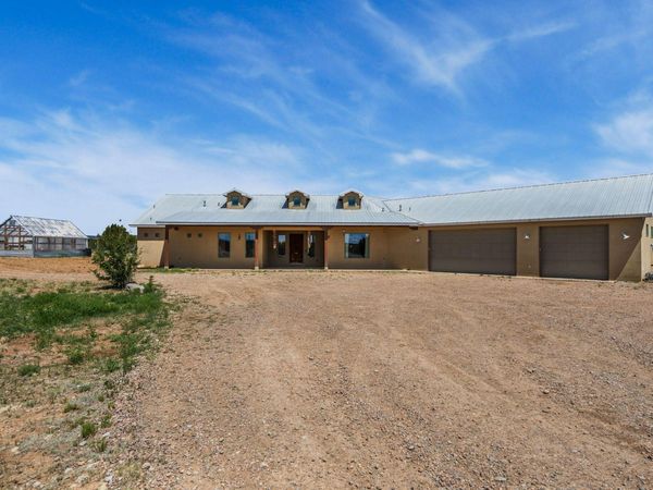 168 Lesperance Road , Estancia, NM 87016