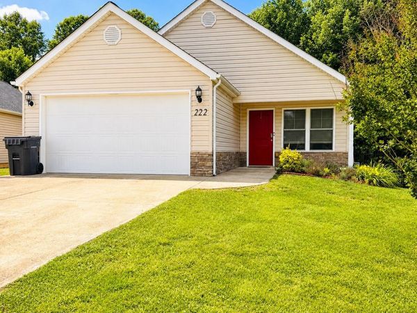 222 Bradford Lane, Bristol, TN 37620