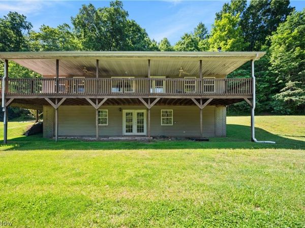 26601 Huckleberry Road , Coolville, OH 45723