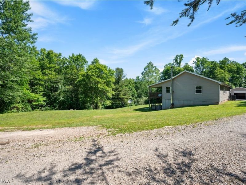 26601 Huckleberry Road , Coolville, OH 45723 Photo 19