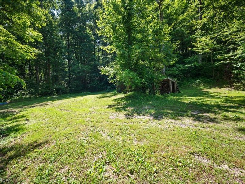 26601 Huckleberry Road , Coolville, OH 45723 Photo 23
