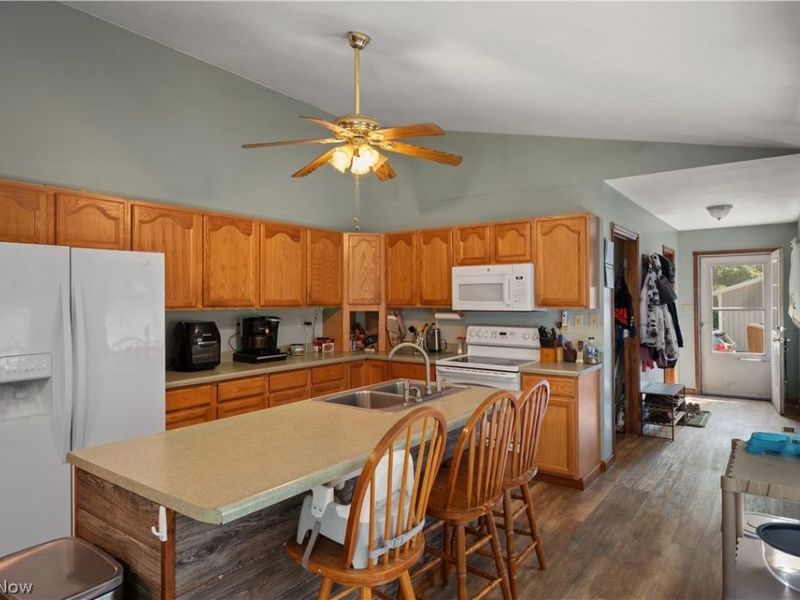 26601 Huckleberry Road , Coolville, OH 45723 Photo 7