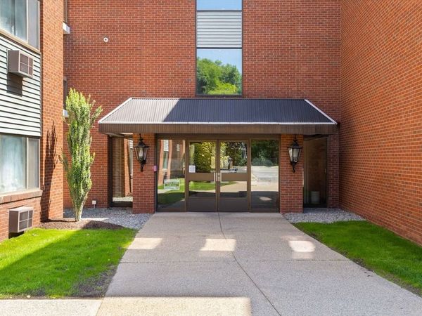 4975 Washington Street, Unit 207, Boston, MA 02132