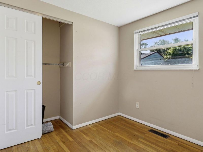6493 Dobson Square E, Columbus, OH 43229 Photo 18