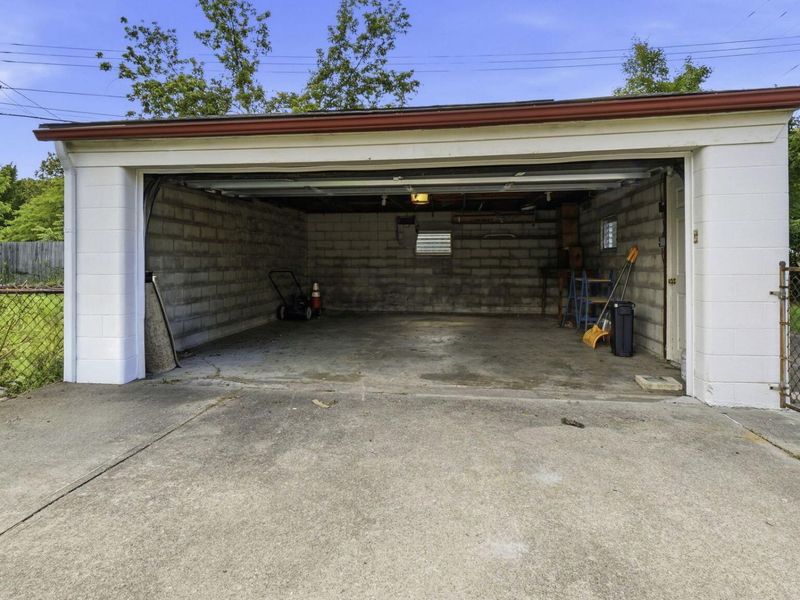6493 Dobson Square E, Columbus, OH 43229 Photo 46