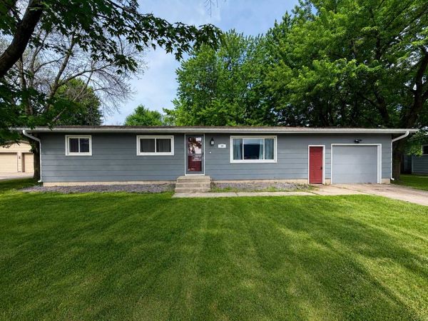 18 20th Avenue NW, Faribault, MN 55021
