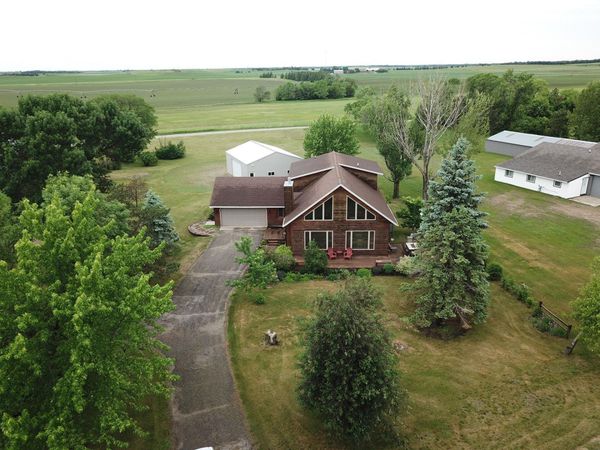 708 N Shore Drive , Battle Lake, MN 56515