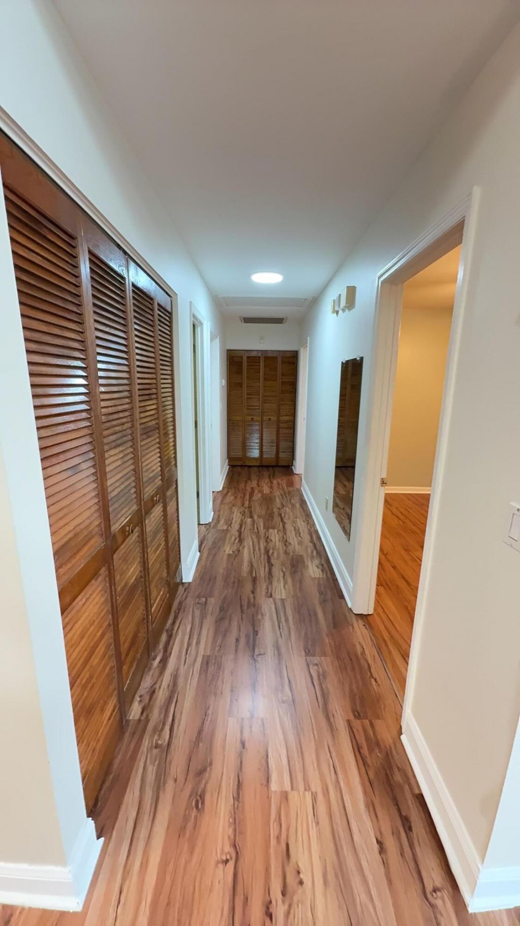 8257 Timberidge Court Photo 11