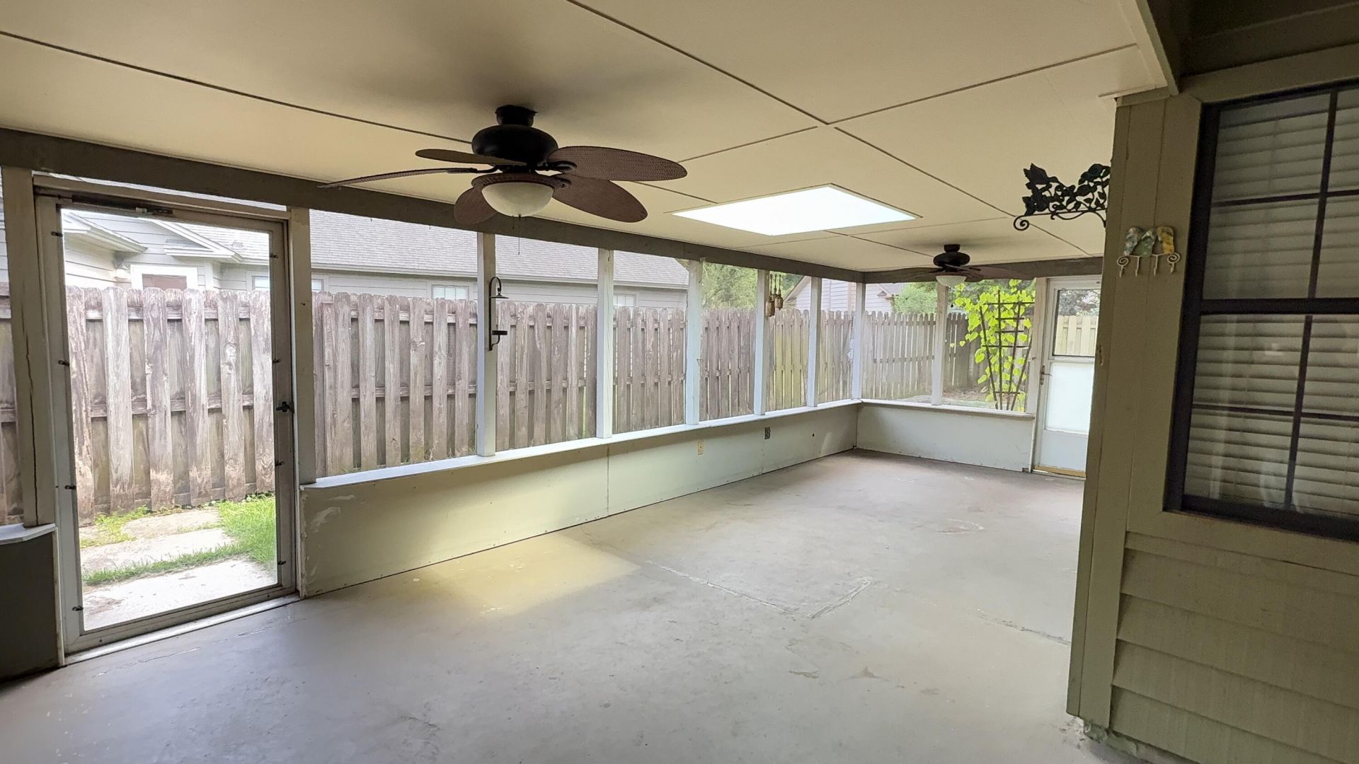 8257 Timberidge Court Photo 22