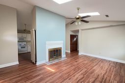 8257 Timberidge Court photo 4
