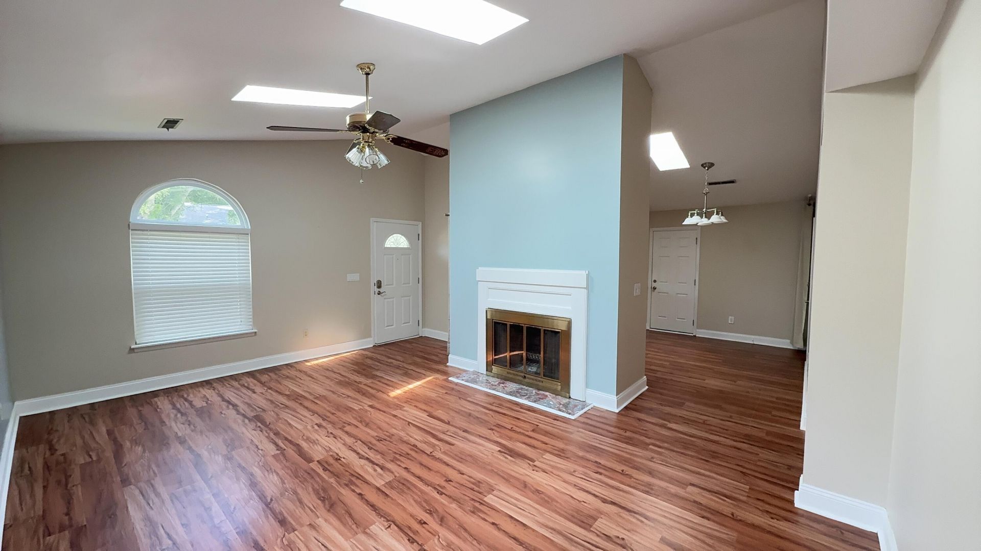 8257 Timberidge Court Photo 4