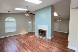 8257 Timberidge Court photo 4