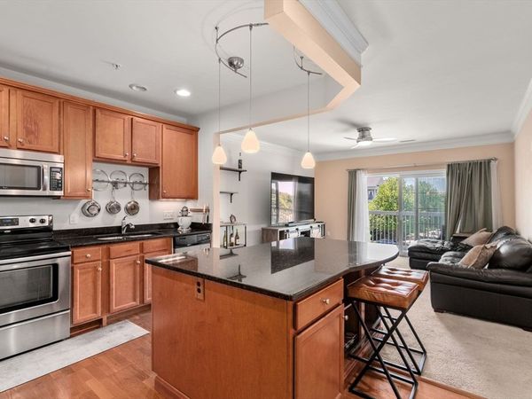414 John Mahar Hwy, Unit A303, Braintree, MA 02184