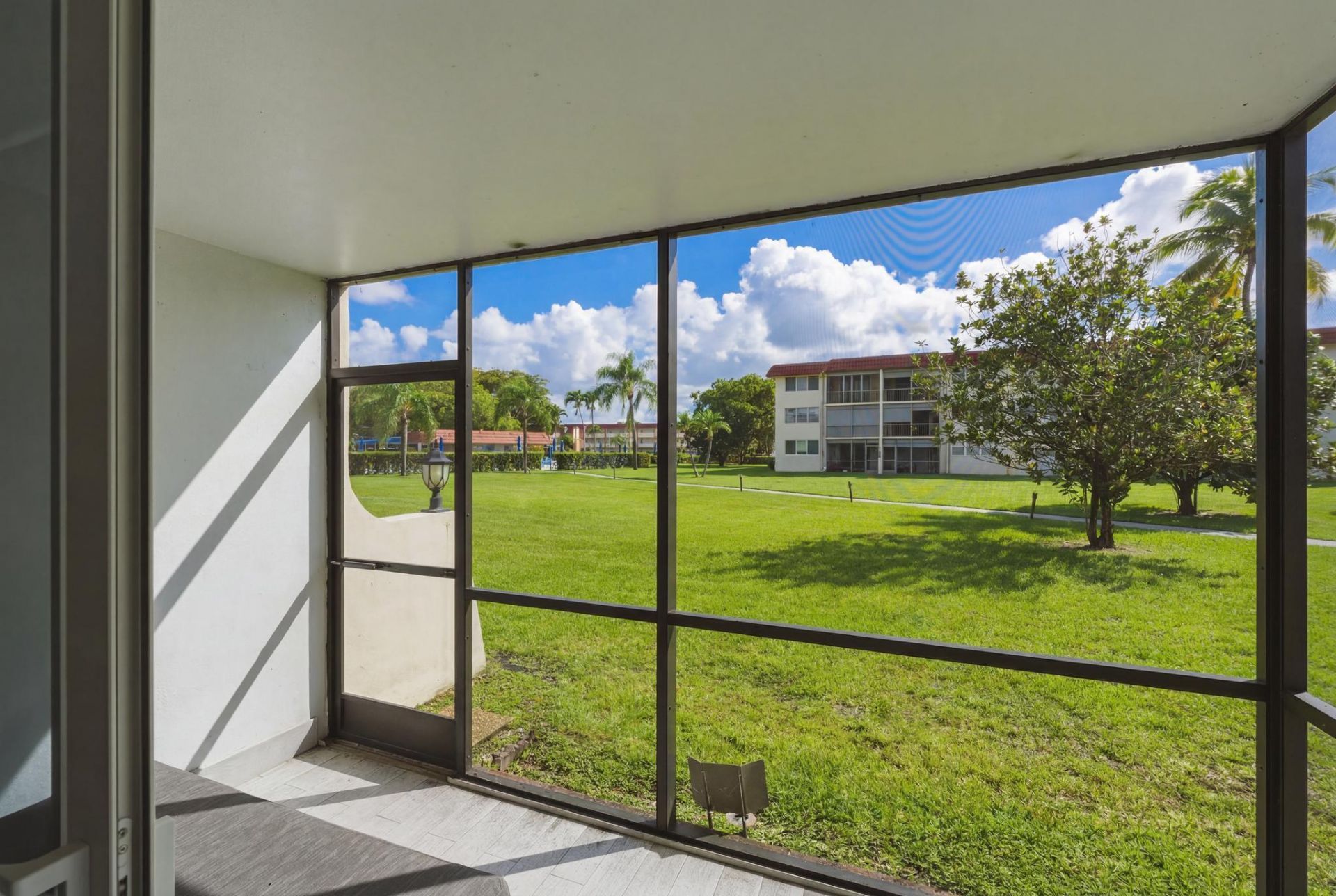 9523 N Hollybrook Lake Drive, Unit 103, Pembroke Pines, FL 33025 Photo