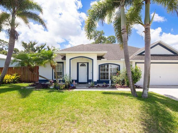1634 SW Duclair Avenue, Port St. Lucie, FL 34953