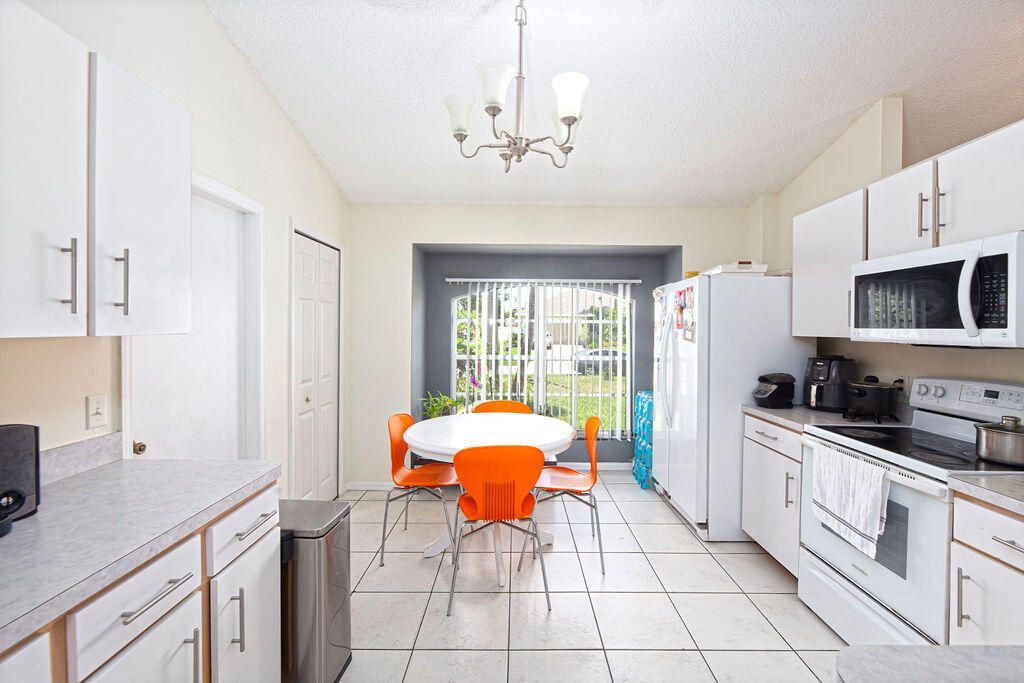 1634 SW Duclair Avenue, Port Saint Lucie, FL 34953 Photo