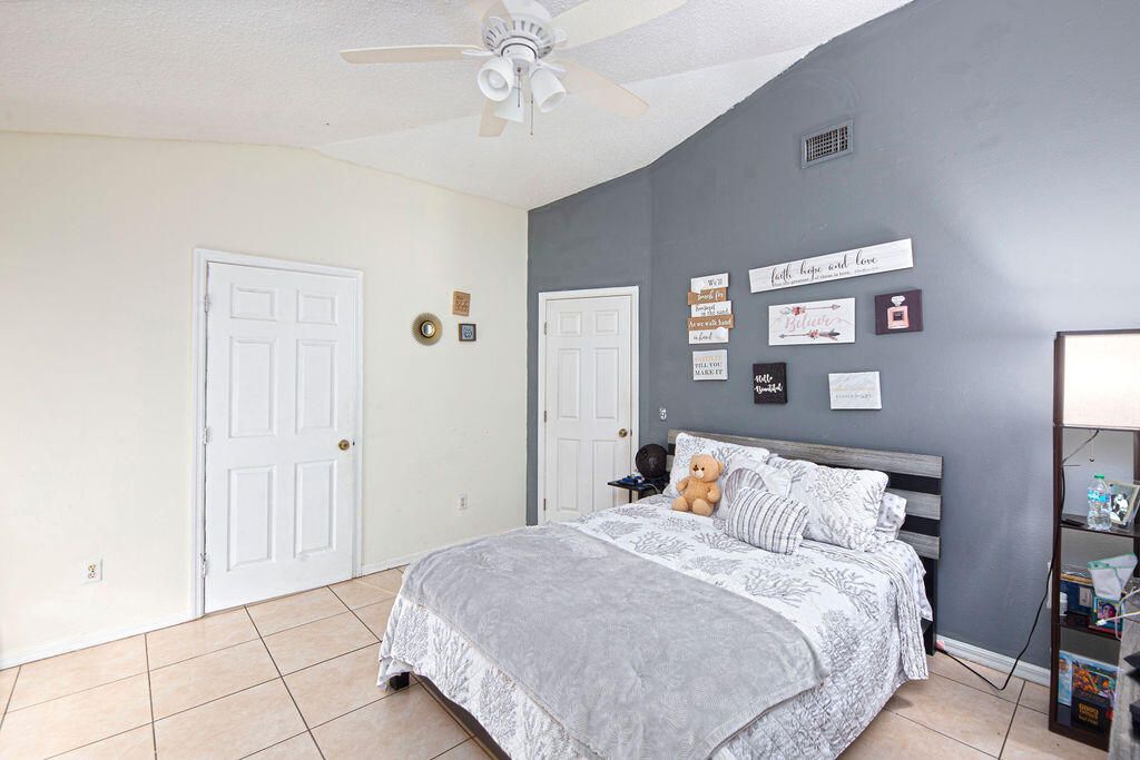 1634 SW Duclair Avenue, Port Saint Lucie, FL 34953 Photo