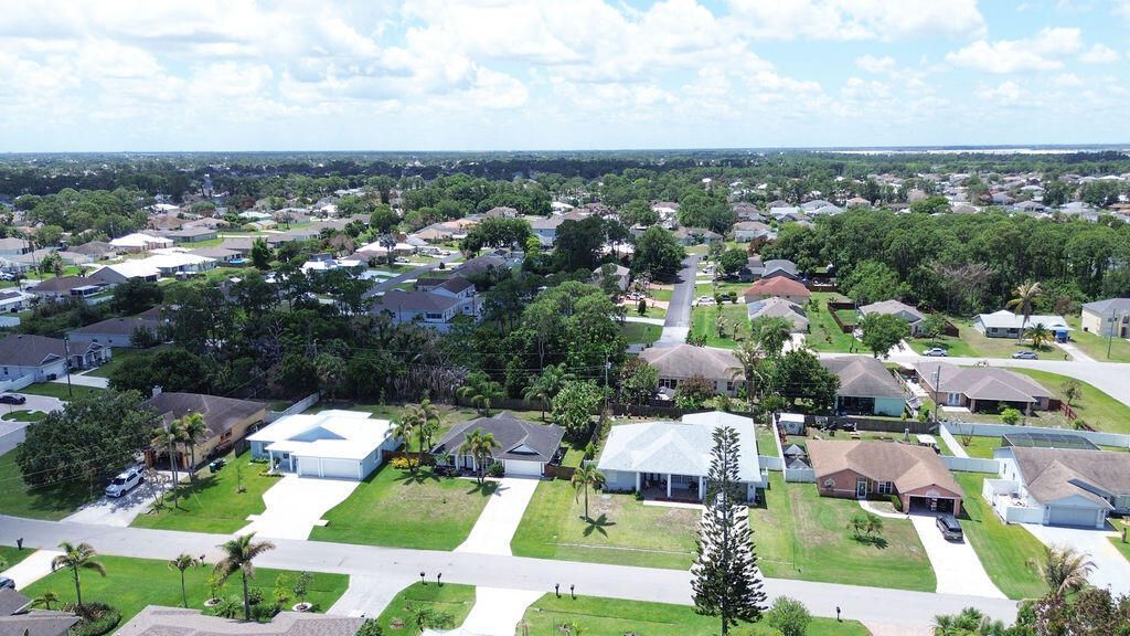 1634 SW Duclair Avenue, Port Saint Lucie, FL 34953 Photo