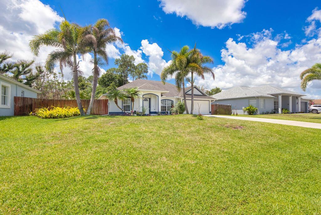 1634 SW Duclair Avenue, Port Saint Lucie, FL 34953 Photo