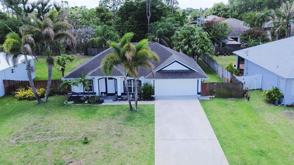 1634 SW Duclair Avenue, Port Saint Lucie, FL 34953 Photo