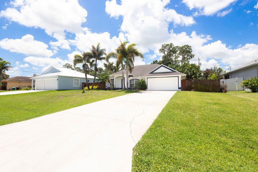 1634 SW Duclair Avenue, Port Saint Lucie, FL 34953 Photo