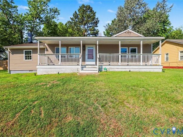 1208 Pine Avenue , Hopewell, VA 23860
