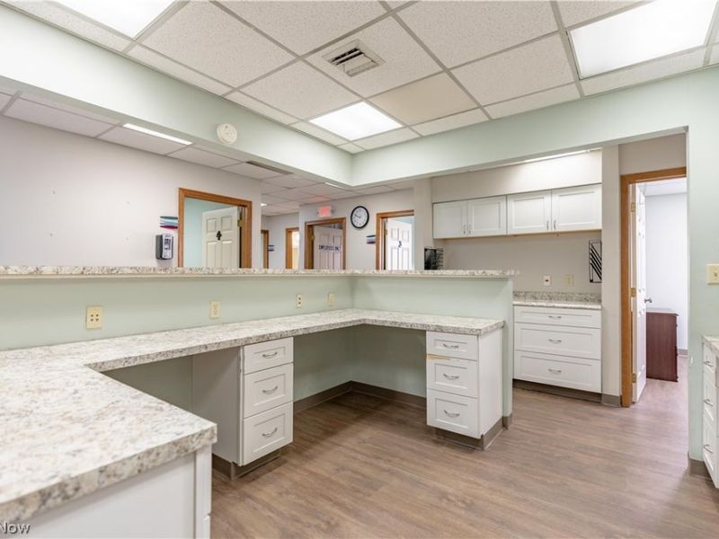 133 Wilbur Drive NE, Unit B11, North Canton, OH 44720 Photo 15
