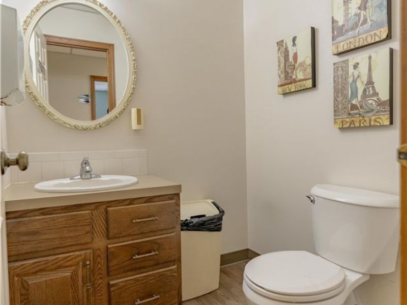 133 Wilbur Drive NE, Unit B11, North Canton, OH 44720 Photo 21