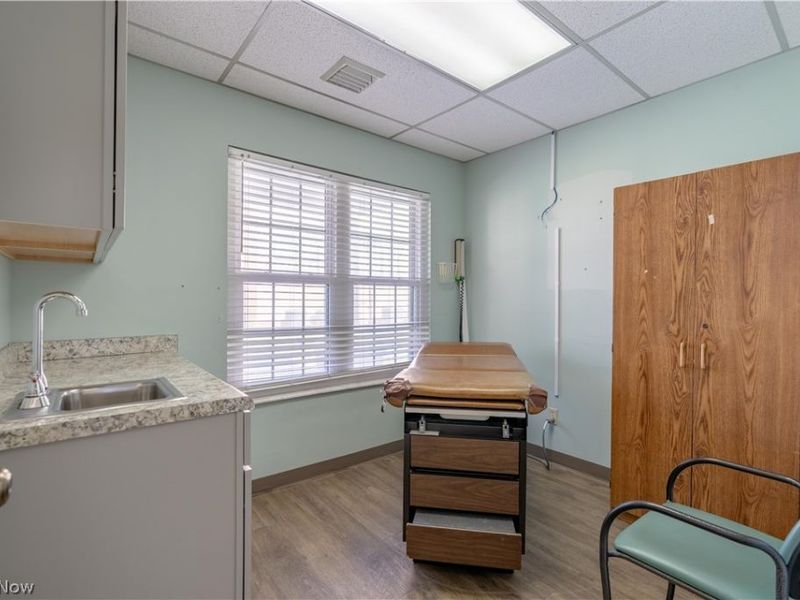 133 Wilbur Drive NE, Unit B11, North Canton, OH 44720 Photo 7