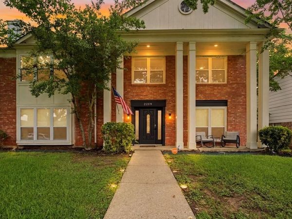 2209 Villawood Lane, Garland, TX 75040