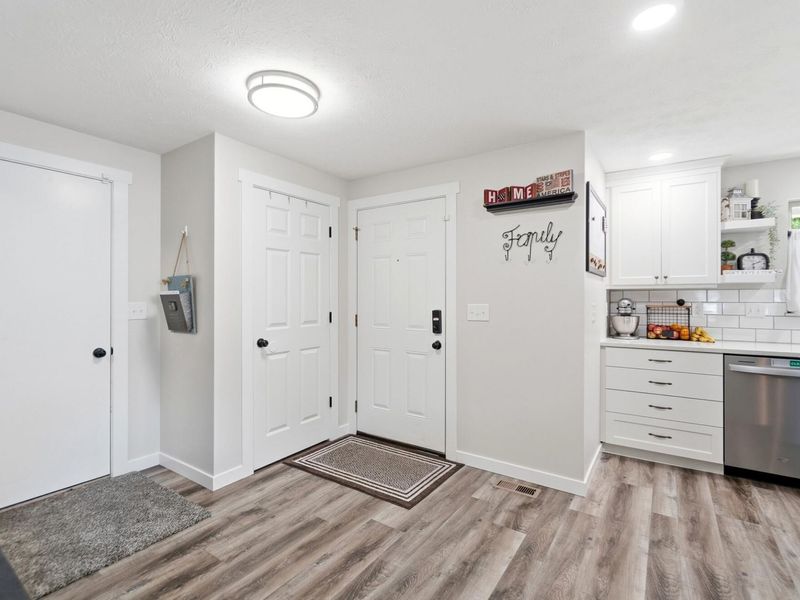 4239 Midfield Street, Springfield, OH 45503 Photo 7