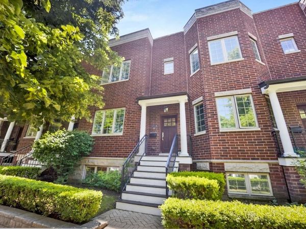 1825 W Sunnyside Avenue , Chicago, IL 60640